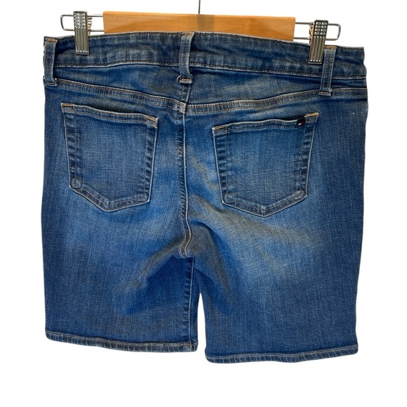 Tommy Hilfiger Women’s Blue Denim Shorts Sz 4 - Picture 3 of 6